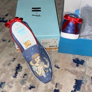 Brand-new Disney Snow White Toms size 9